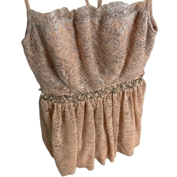 City Studio Beige Lacy Overlay Knee-length Formal Dress Junior Sz 5 - Picture 3 of 8